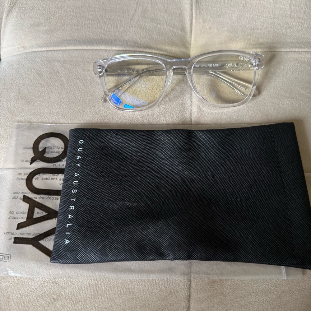 Quay Australia Hardwire Mini Readers